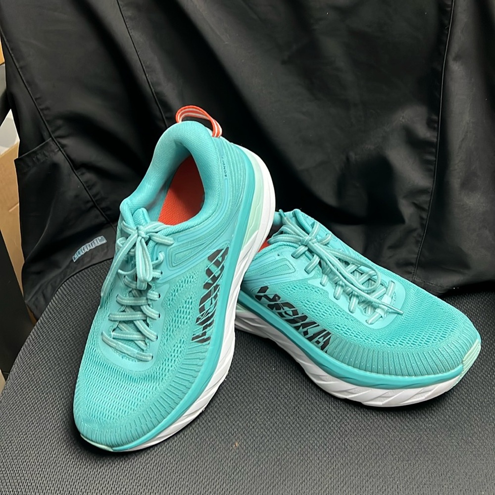 HOKA ONE ONE BONDI 7, size 9, Teal color, Ultra-cushioned, game-changer!